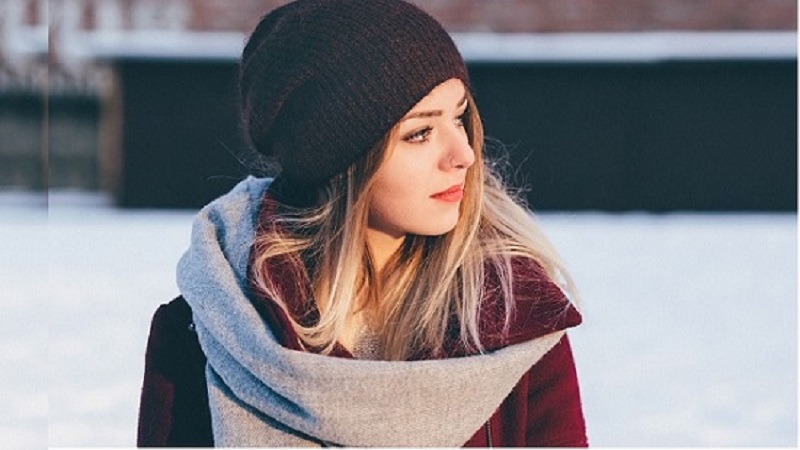 শীতে রুক্ষ্ম ত্বকের যত্নে জেনে নিন পাঁচ টিপস